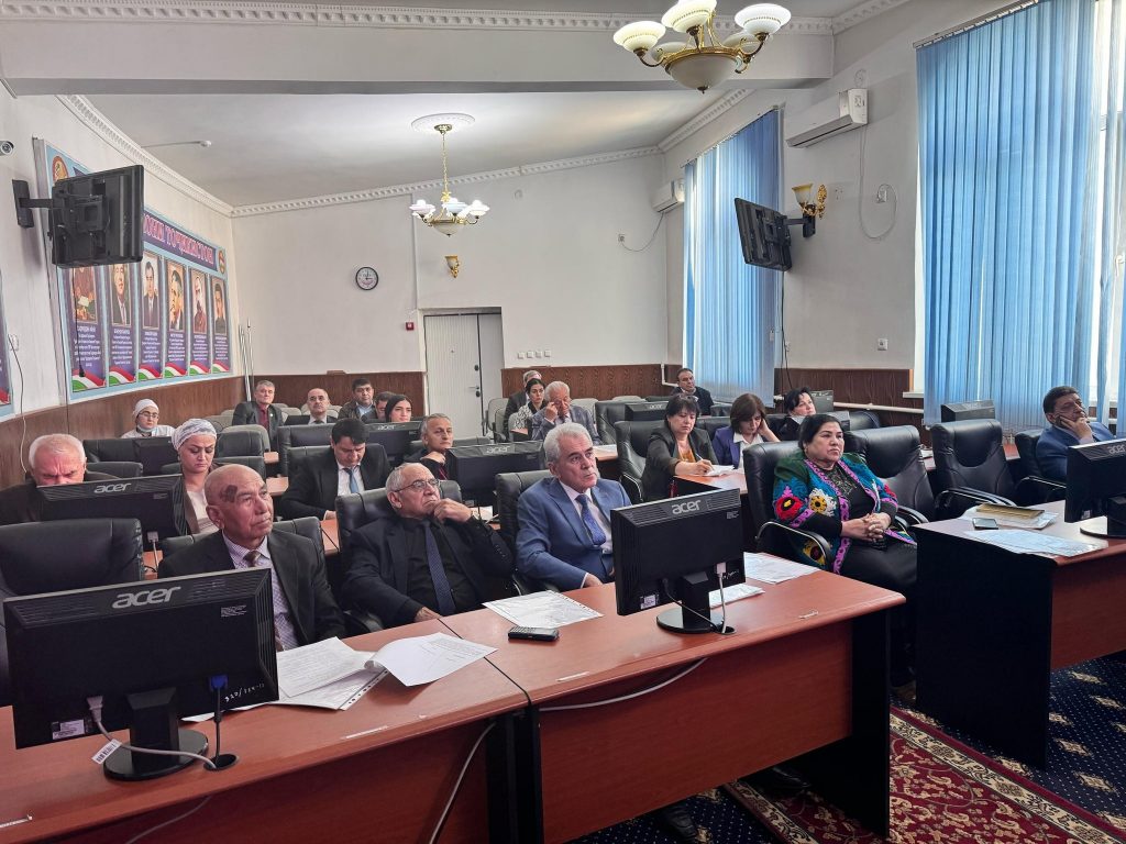 Ташкилот ва рушди фаъолияти клиникӣ ва тарбиявӣ дар Донишкадаи таҳсилоти баъдидипломӣ